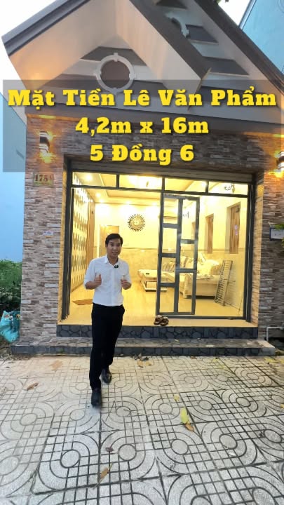 Nhà mặt tiền Lê Văn Phẩm, Mỹ Tho 67m² - Vị trí đắc địa, giá thỏa thuận!