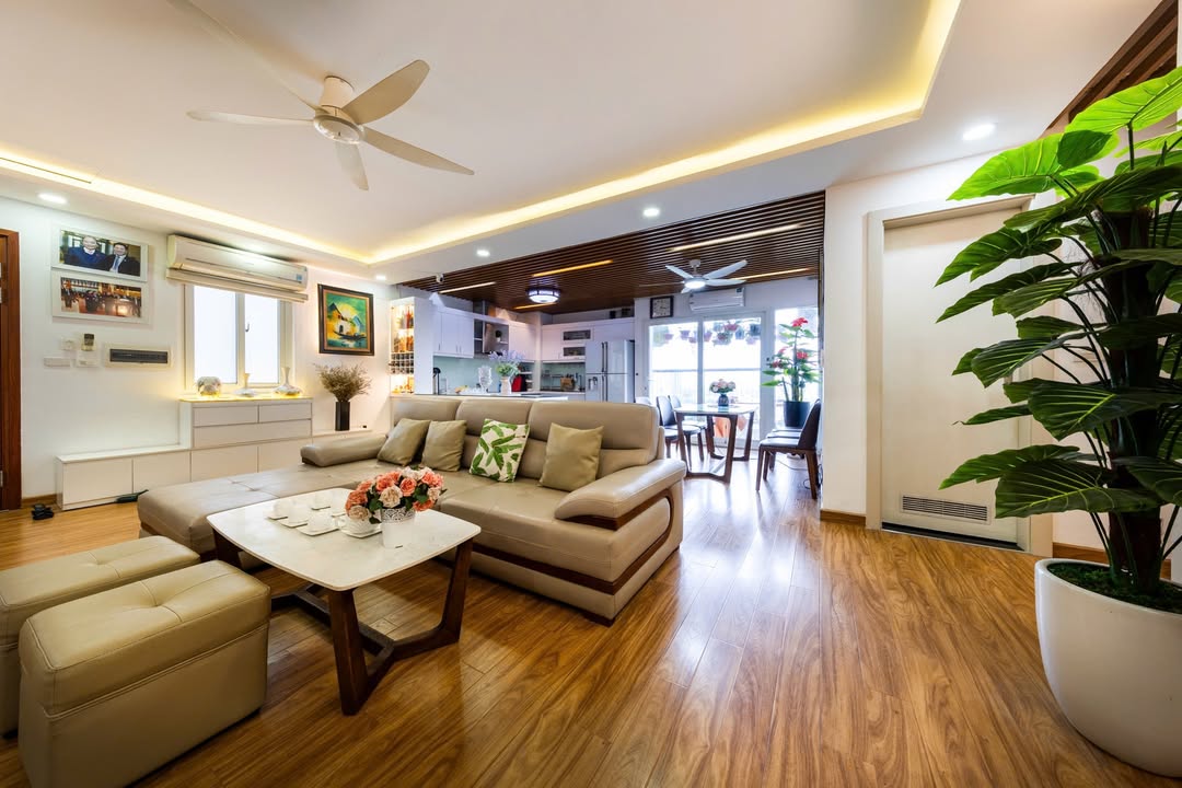 Căn hộ 3 phòng ngủ N03 Ngoại Giao đoàn 133m² giá 15.2 tỷ - View hồ đẹp, sẵn sàng ở ngay!