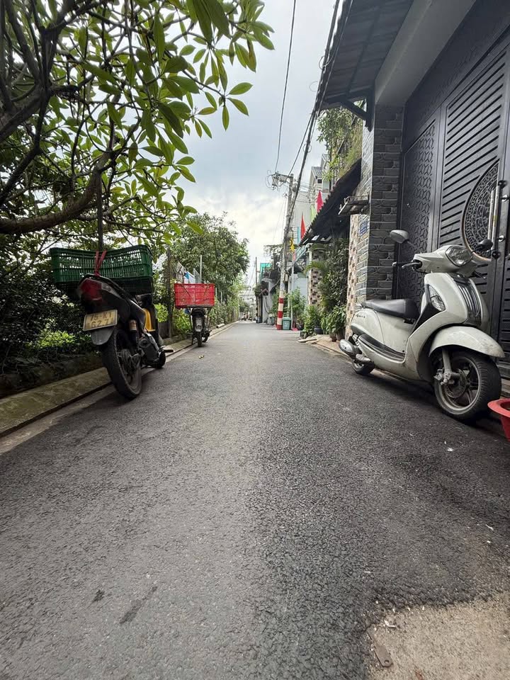 Nhà 2 tầng chính chủ tại Thới An, Quận 12, 35m² chỉ 3.25 tỷ - Tiện ích đầy đủ!