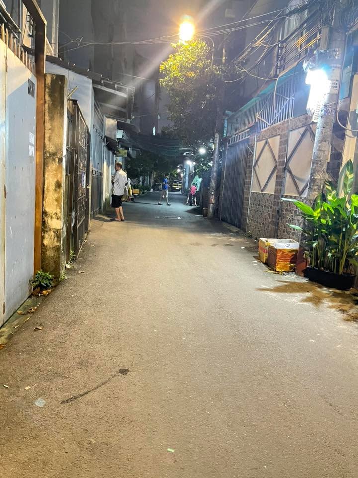 Nhà hẻm 118 Phan Huy Ích, Quận Tân Bình 58m² giá 5 tỷ - An ninh, dân trí cao!