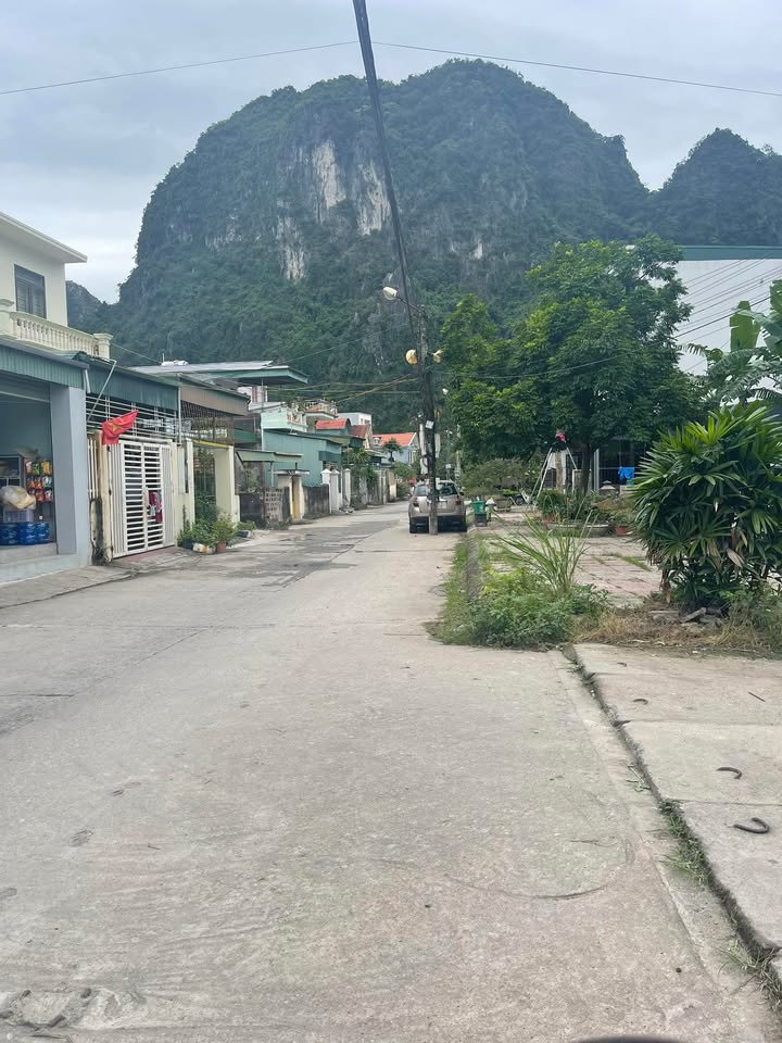 Đất nền tại Cẩm Phả 100m² giá chỉ 1 tỷ - Đường ô tô vào tận nơi!