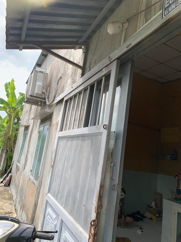 Nhà bán Hưng Long, Bình Chánh 31m² - Sổ chung, giá thương lượng!