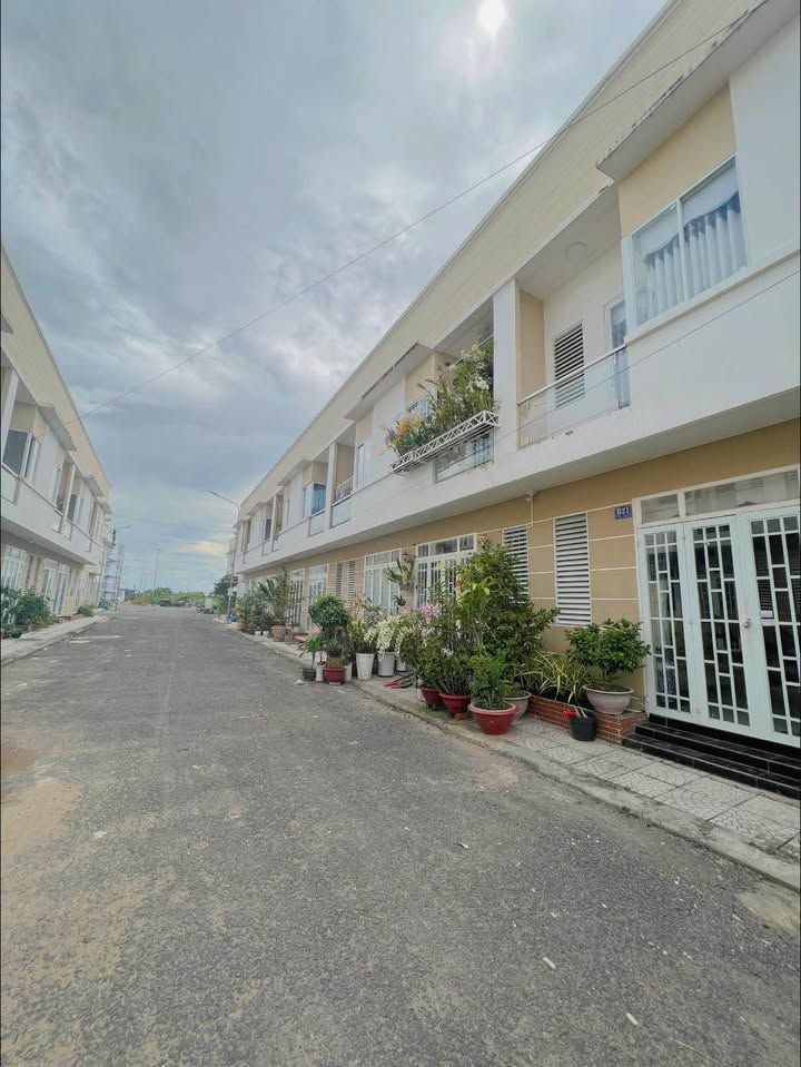 Nhà nguyên căn Tân Phú Đông, Sa Đéc 2PN - Giá thỏa thuận, cho thuê ngay!