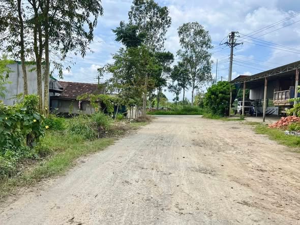 Đất nền Ea Sar 1125m² giá chỉ 40 triệu - Đường ô tô tránh nhau thoải mái!