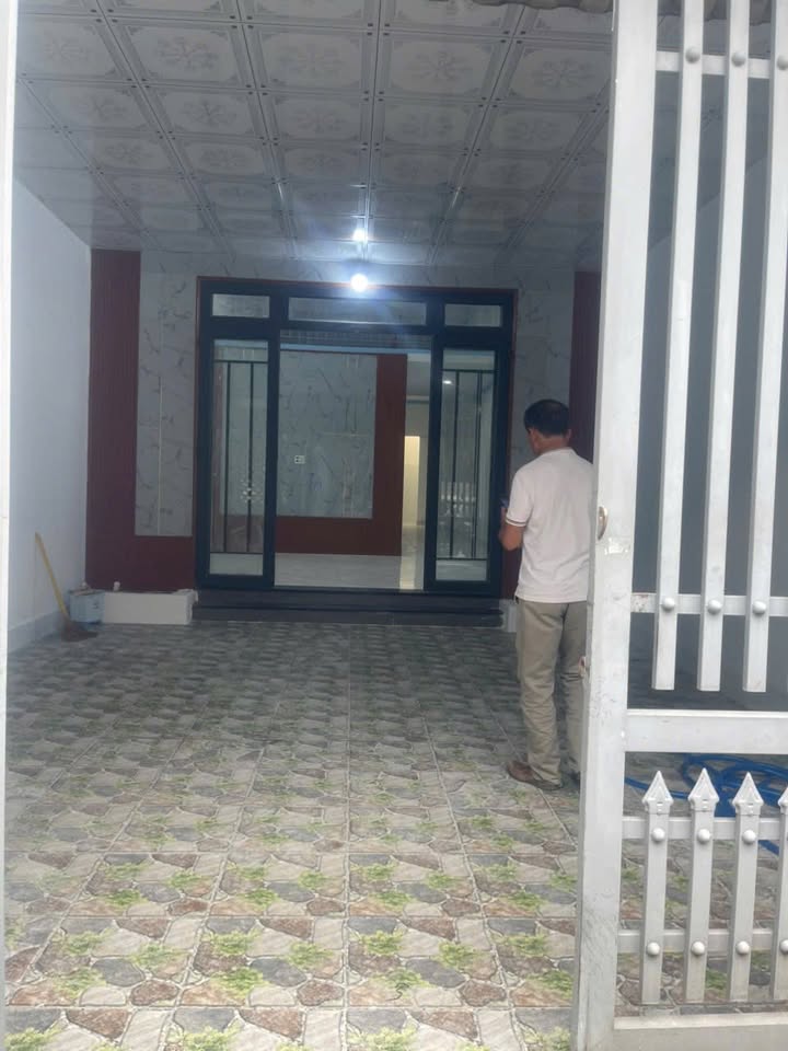 Nhà riêng Biên Hòa 125m² giá 2.35 tỷ - Sổ hồng chính chủ, bán gấp!