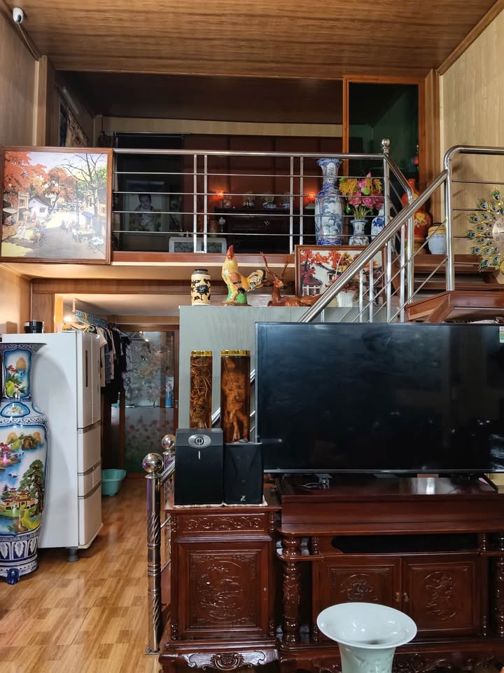 Nhà cấp 4 Tân Kim, Hải Dương 66m² giá 2 tỷ - Chính chủ, sạch sẽ, vị trí thuận lợi!