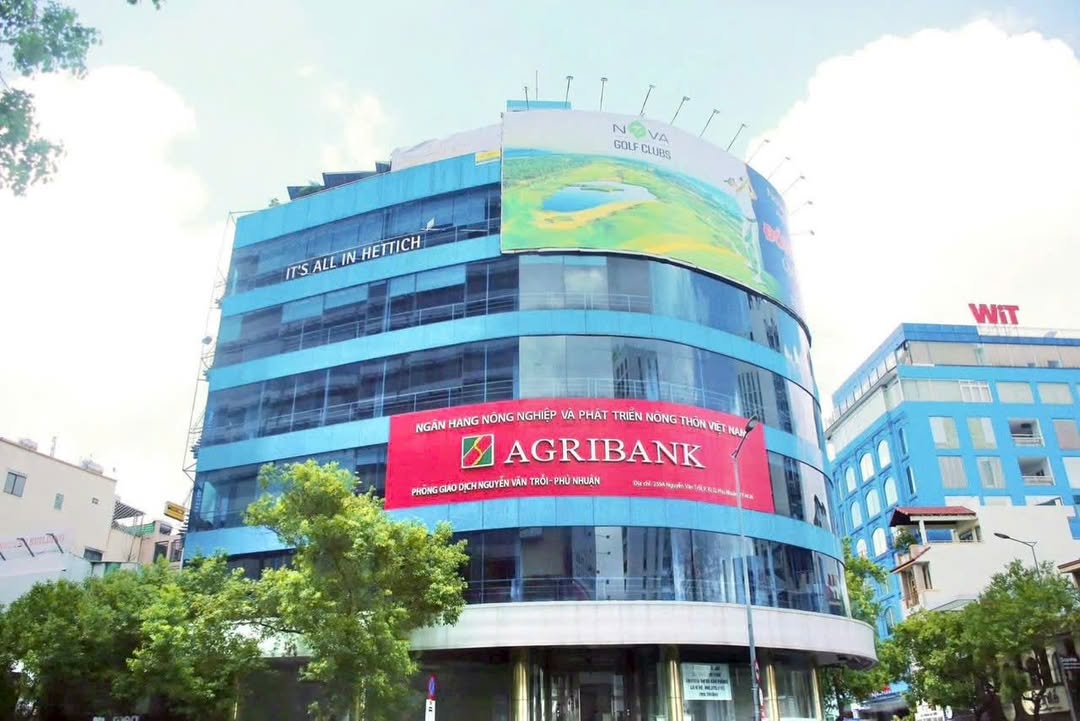 Toà nhà mặt tiền Nguyễn Văn Trỗi, Phú Nhuận 225m² giá 239.9 tỷ - Cơ hội đầu tư hấp dẫn!