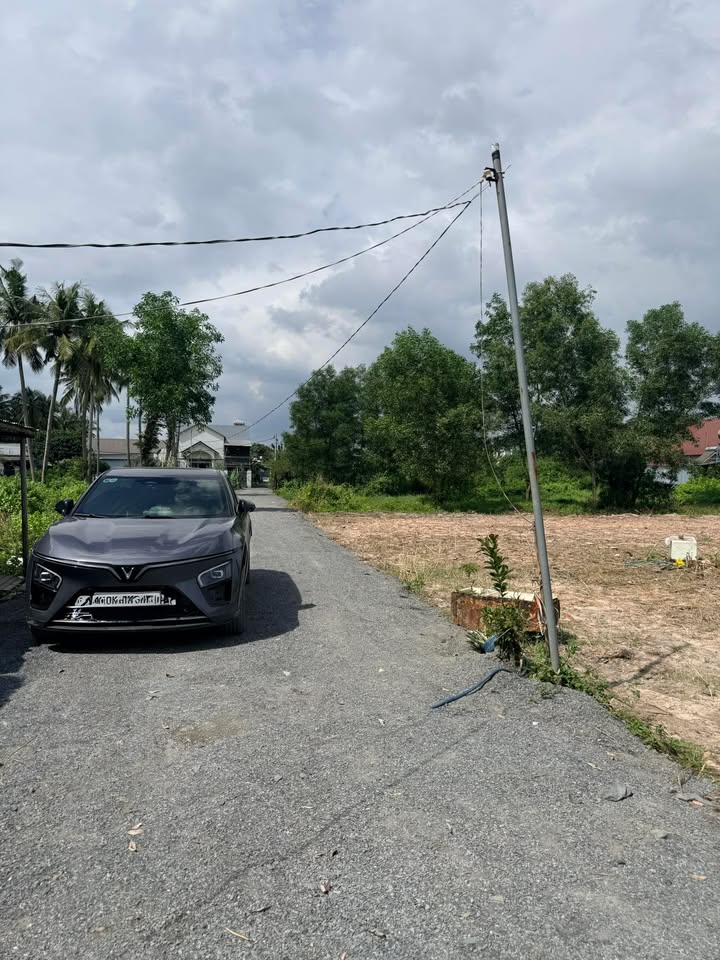 Đất nền 105m² tại hẻm nhà thờ ấp 3, Long Thọ - Sổ đỏ chính chủ giá 500 triệu!