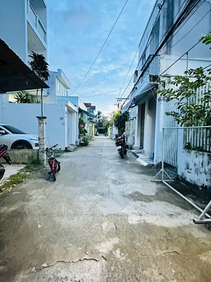 Nhà thuê hẻm 9 Phạm Ngọc Hưng 80m² giá chỉ 5 triệu - Nội thất đầy đủ!