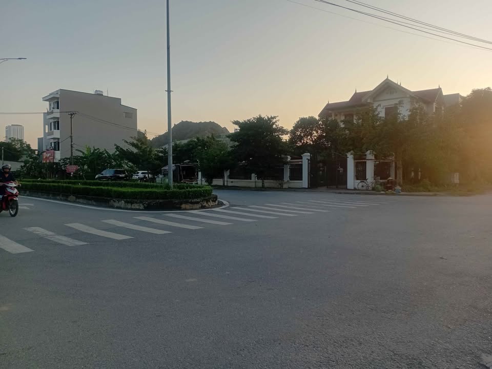 Đất nền đường Lê Thánh Tông, Ninh Tiến 111m² giá 6 tỷ - Cơ hội đầu tư tuyệt vời!