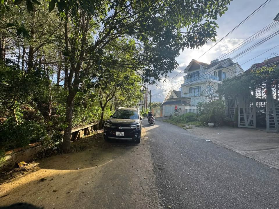 Nhà mặt tiền Ngô Quyền, Đà Lạt 114m² giá 7.9 tỷ - Sẵn sàng kinh doanh!