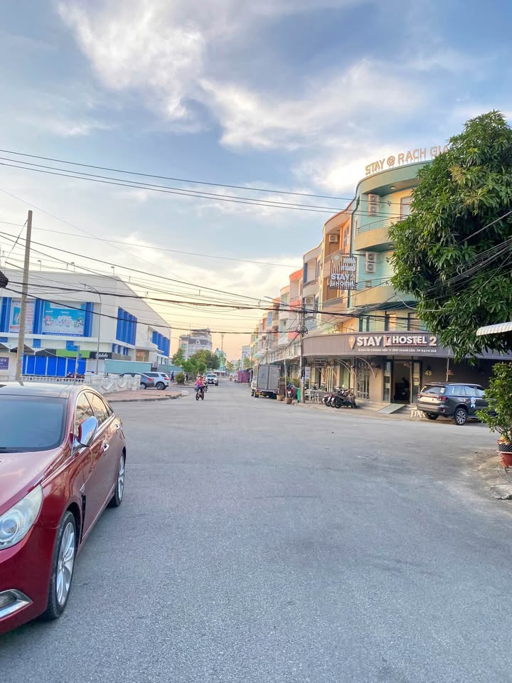 Shophouse góc 2 mặt tiền Nguyễn Thượng Hiền 111m² giá 6.2 tỷ - Đầu tư sinh lời ngay!