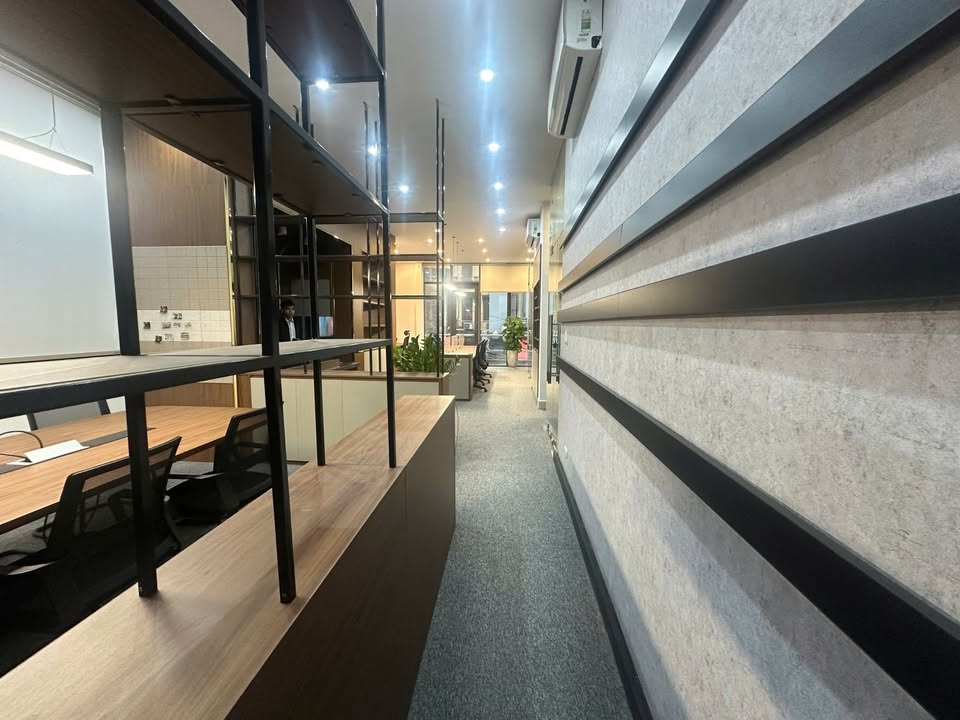 Cho thuê văn phòng mặt phố Mỹ Đình 120m² giá 16 triệu - Không thể bỏ lỡ!