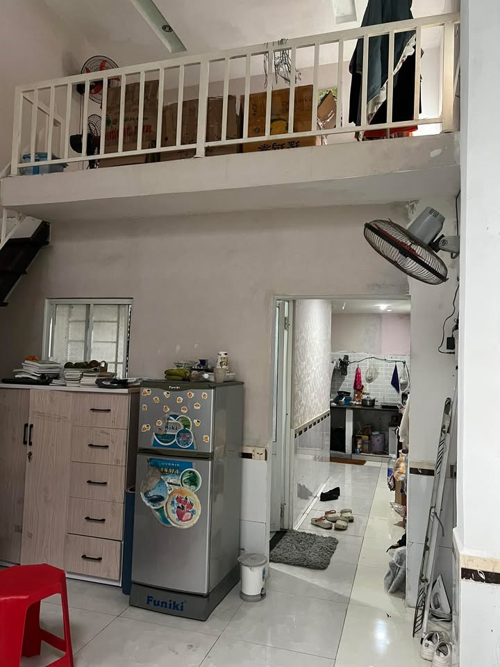 Nhà nguyên căn kiệt Hoàng Diệu, Đà Nẵng 32m² giá 2 tỷ - Đầu tư lý tưởng cho gia đình trẻ!