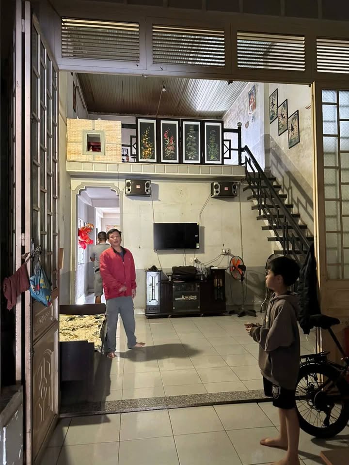 Nhà mặt tiền kinh doanh Võ Văn Kiệt, Buôn Ma Thuột 109.42m² giá 4.6 tỷ - Cơ hội đầu tư sinh lời!