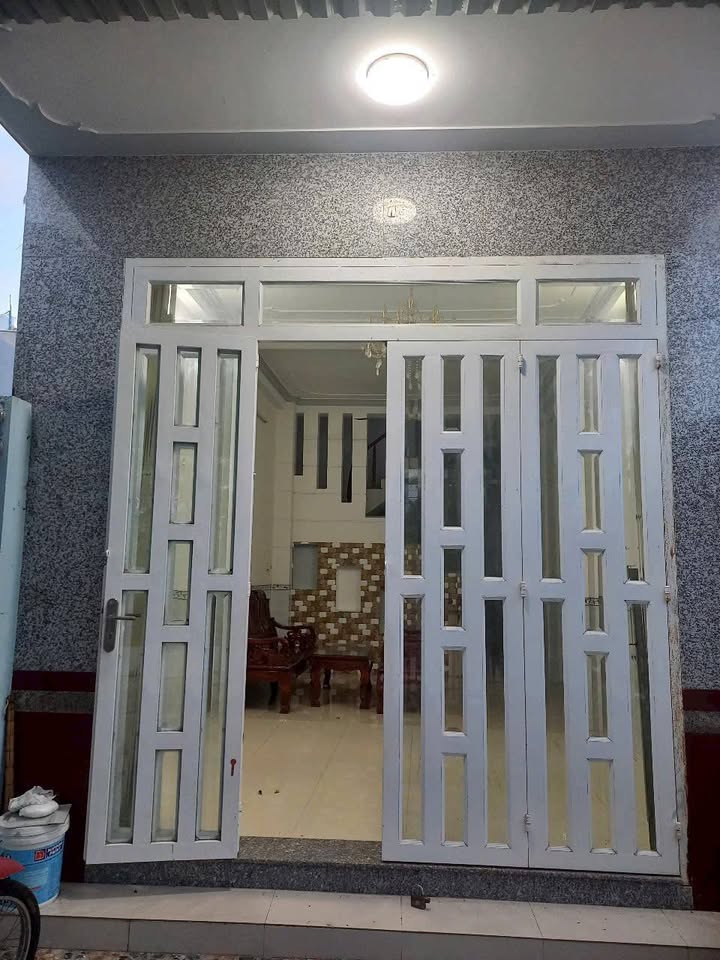 Nhà 2 mặt tiền Hẻm 4, Bùi Hữu Nghĩa 115m² giá 3.2 tỷ - Phù hợp làm văn phòng, dạy học!