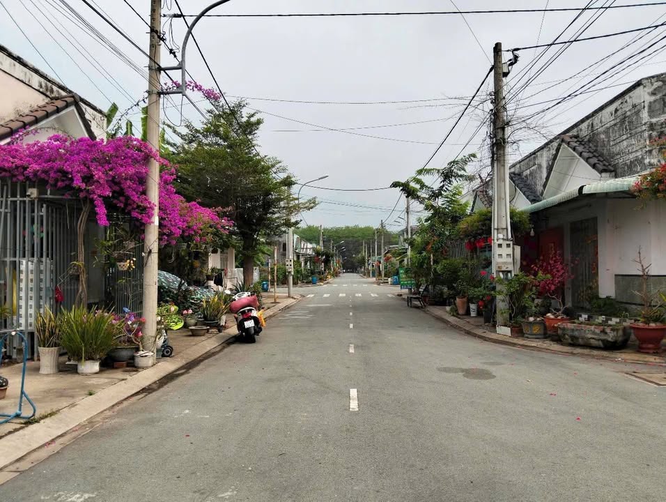 Đất nền Richhome2 Hòa Lợi 60m² giá 1.1 tỷ - Khu vực phát triển sôi động!