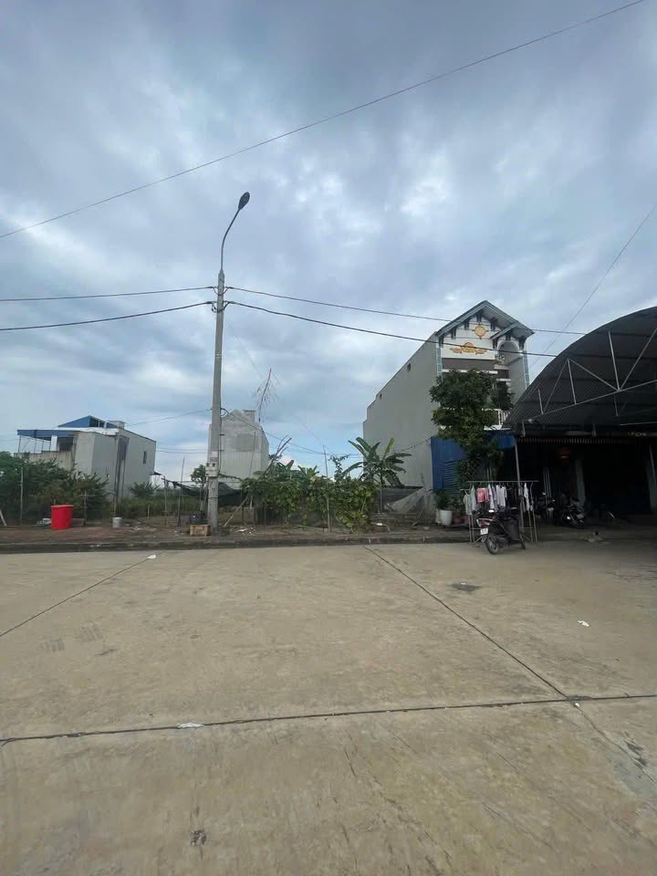 Đất nền Thiện Phiến, Tiên Lữ 98m² giá chỉ 1.8 tỷ - Đường quy hoạch rộng rãi!