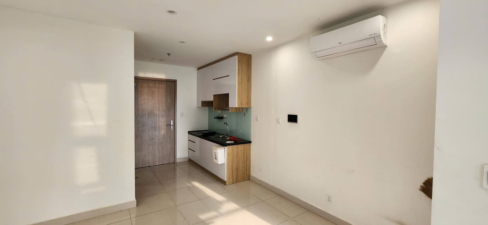 Căn hộ Vinhomes Quận 9 29m² giá 1.77 tỷ - Sổ đỏ chính chủ, nội thất đầy đủ!
