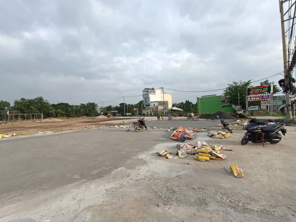 Đất 5818m² góc 2 mặt tiền Nguyễn Xiển, Quận 9 - Chỉ 180 tỷ, phù hợp đầu tư!