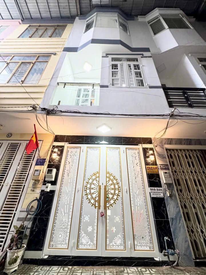 Nhà phố 4 tầng tại Nhà Bè 27m² giá 2.79 tỷ - Thiết kế đẹp, sẵn sàng vào ở!