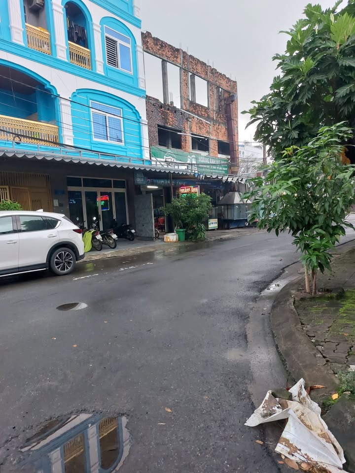 Đất đầu tư tại Đường Phạm Văn Tráng, Đà Nẵng 200m² giá 12 tỷ - Tiềm năng sinh lời cao!