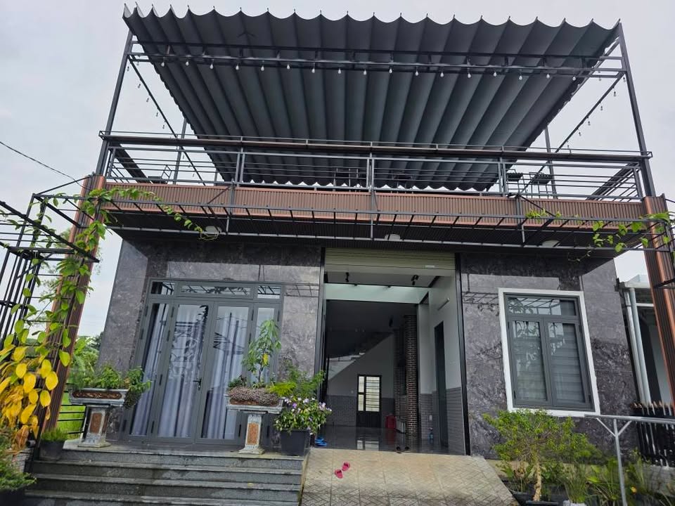 Nhà bán đường Xuân Diệu, Bảo Lộc 370m² giá 3.35 tỷ - Thiết kế hiện đại, sổ đỏ