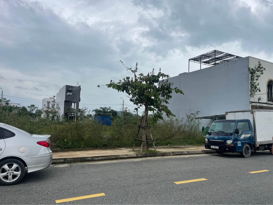 Đất nền Hòa Quý Đà Nẵng 200m² giá 10 tỷ - Cơ hội đầu tư tuyệt vời!