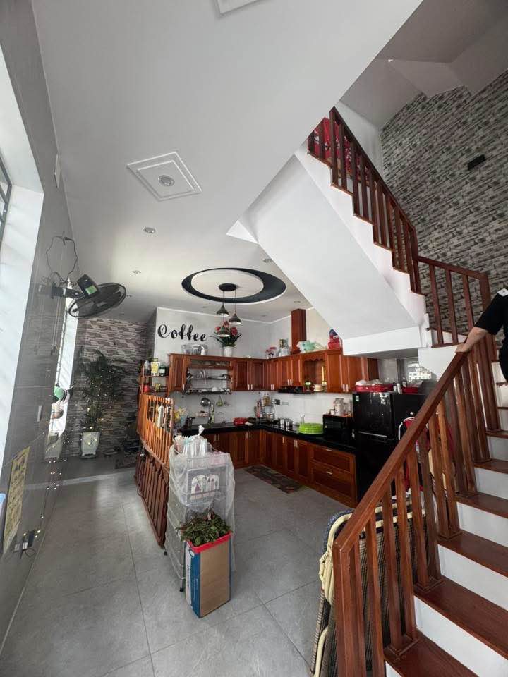 Nhà 3 tầng mặt tiền Nguyễn Công Hoan, Cẩm Lệ, 60m² giá 6 tỷ - Đầu tư sinh lời ngay!