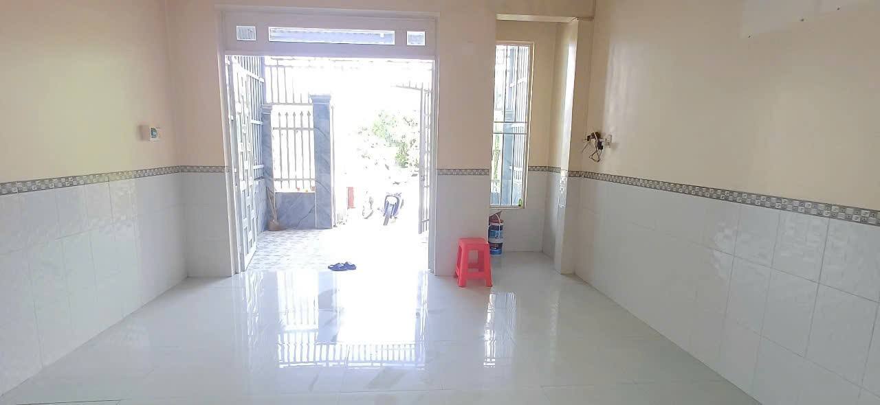 Nhà bán khu Nam Bắc - Lý Văn Lâm, Cà Mau 108m² giá 1 tỷ - Thổ cư 100%!