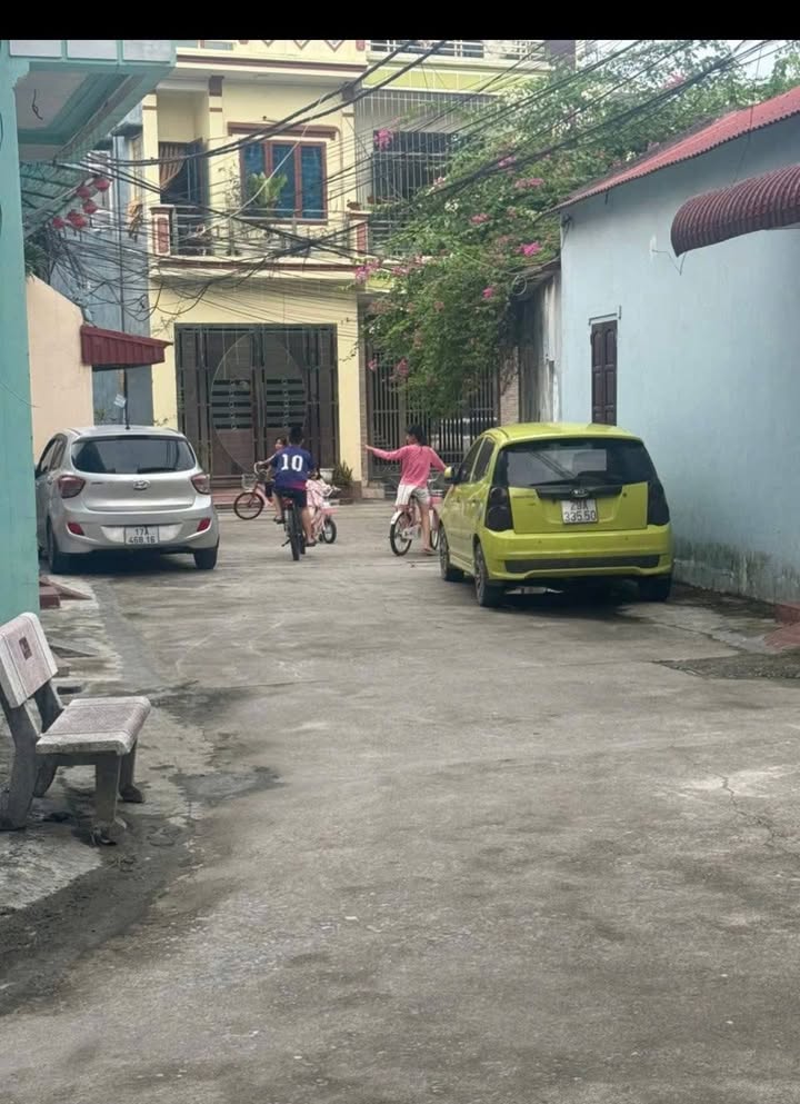 Nhà 3 tầng mới tinh tại phường Tiền Phong, Thái Bình giá chỉ 1 tỷ - Đầu tư sinh lời tốt!