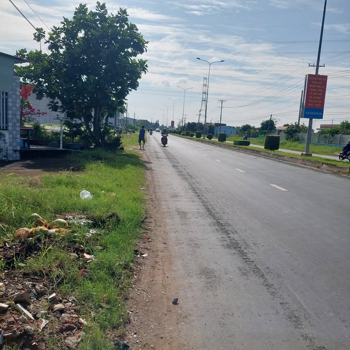 Nhà cấp 4 mặt tiền đường Võ Ngọc Quận, 163.9m² giá 3.1 tỷ - Kinh doanh sầm uất!