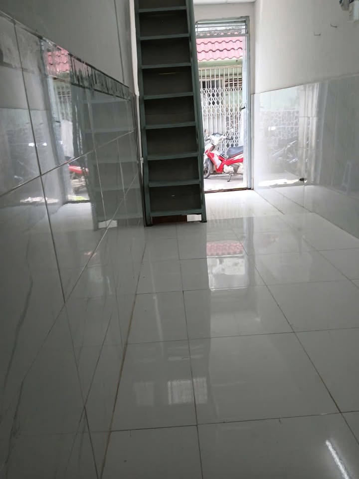 Nhà cho thuê Tân An, Ninh Kiều 90m² giá 3.5 triệu - Hợp đồng dài hạn tiện lợi!