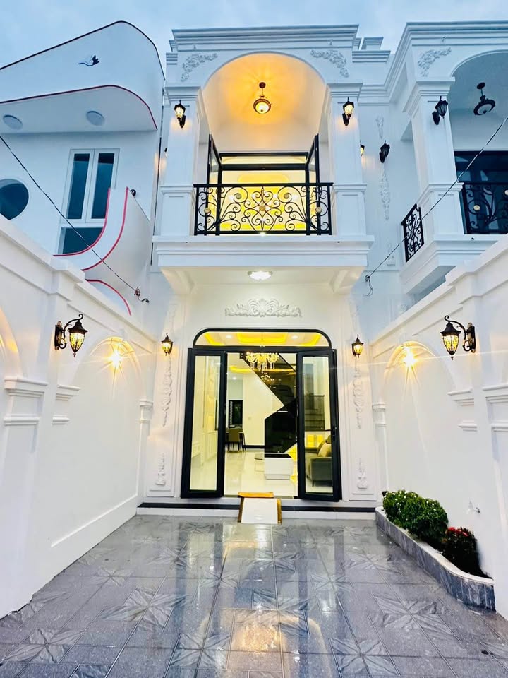 Nhà riêng phường Trung An, Mỹ Tho 80m² giá 1.86 tỷ - Full nội thất, chỉ việc vào ở!