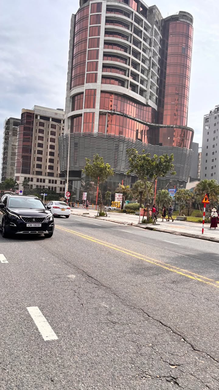 Căn hộ 3 tầng tại phố du lịch Hàn Quốc, 130m² giá 1 tỷ - Đầu tư sinh lời cao!