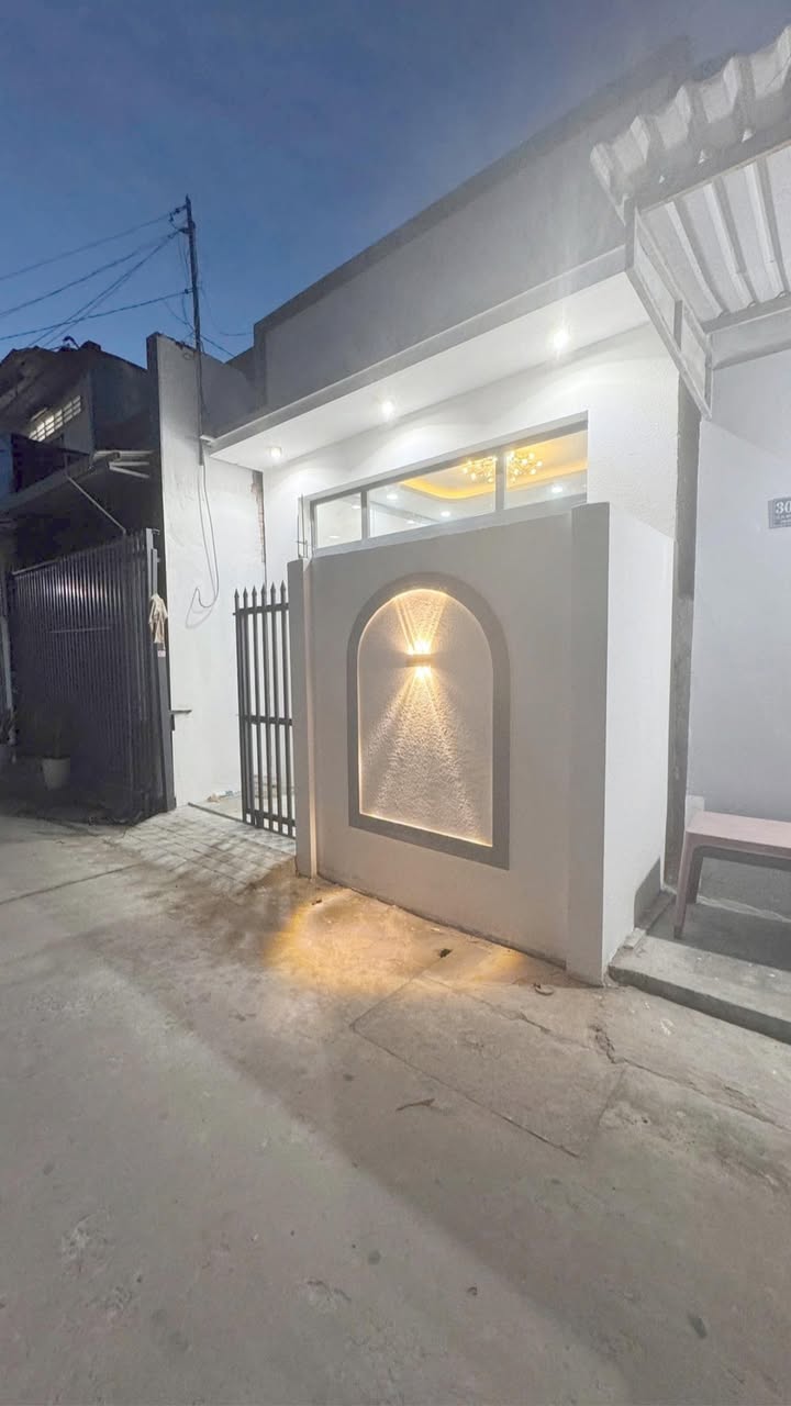 Nhà mới xây tại Phường 5, Bến Tre 32m² giá 890 triệu - Tiện ích đầy đủ, gần chợ và bệnh viện!