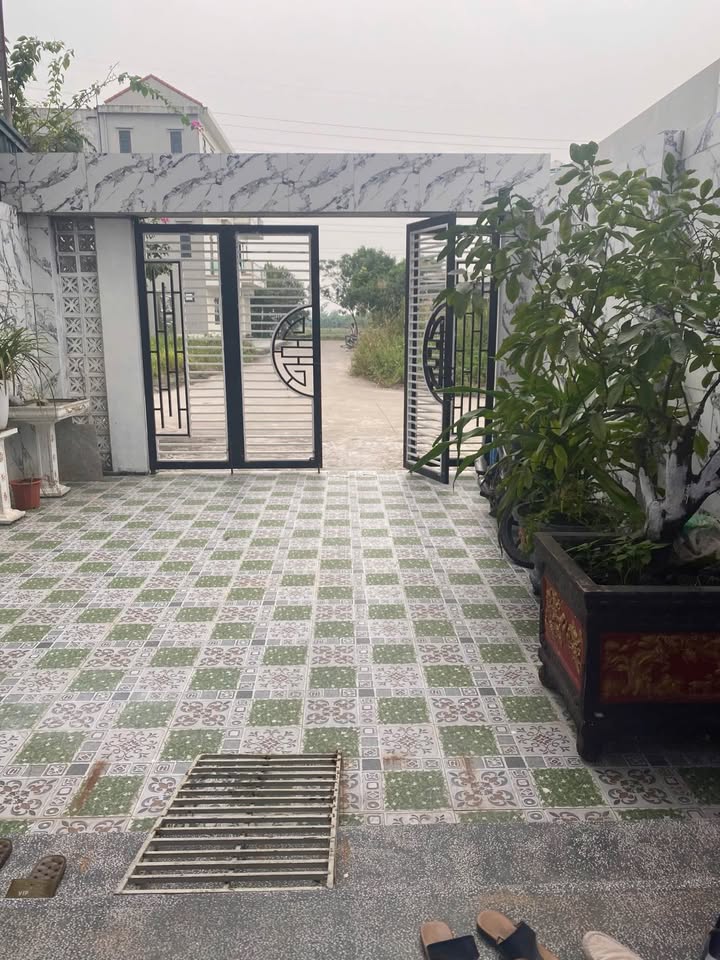 Nhà 2,5 tầng tại khu Giãn Dân, Gia Khánh, Gia Lộc 110m² giá 3 tỷ - Đường rộng ô tô tránh nhau!