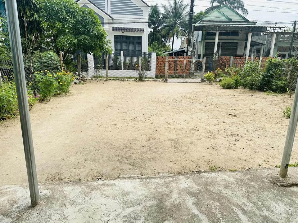 Bán đất Vân Canh, Bình Định 257m² giá 1.1 tỷ - Nở hậu, có nhà cấp 4!