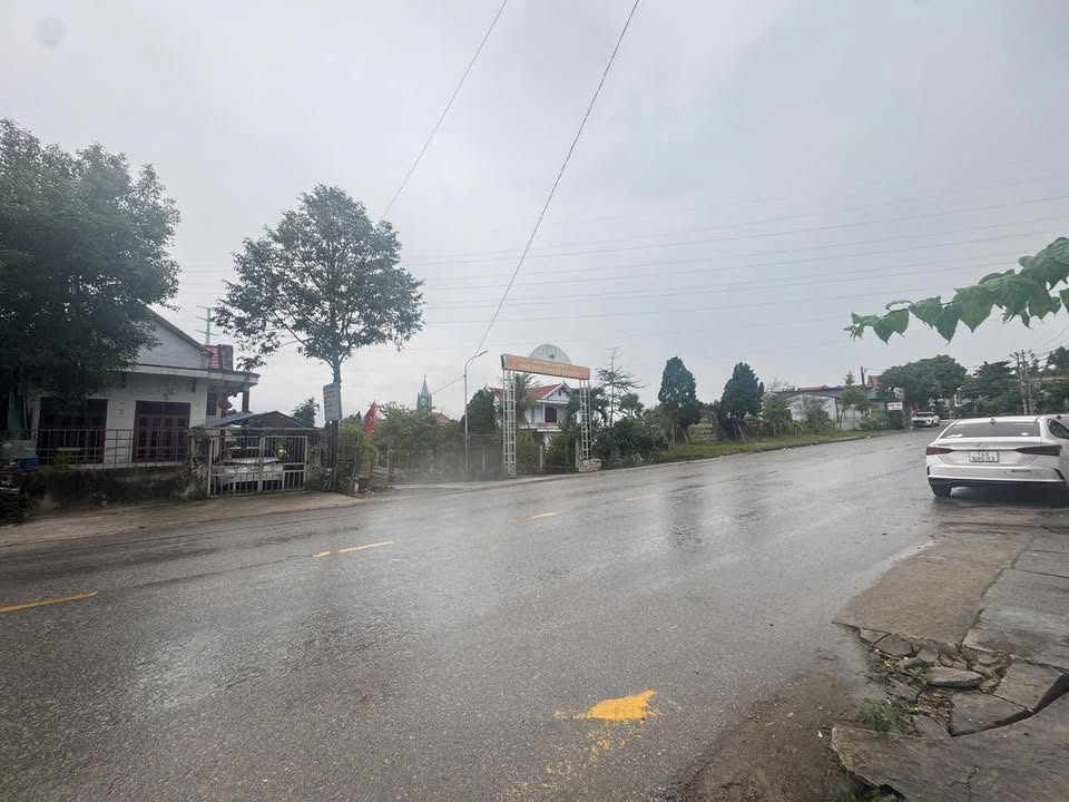 Bán đất khu 1 Hà Khẩu, Hạ Long 76m² giá 800 triệu - Ô tô vào tận đất!