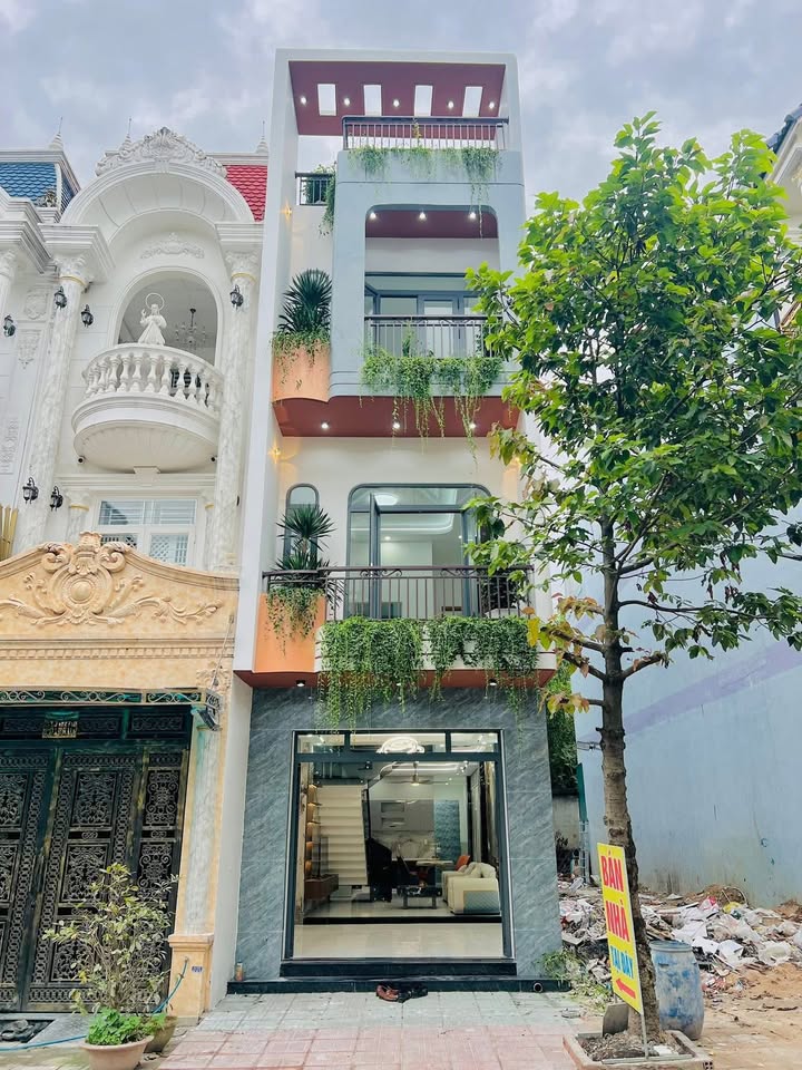 Nhà phố An Phú, Thuận An 82m² giá 5.9 tỷ - Sẵn sàng ở ngay với nội thất cao cấp!