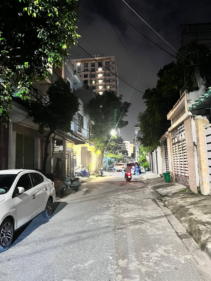 Nhà 4 tầng đường Lê Cơ, Hòa Cường Bắc, 110m² - Ở ngay không cần sửa chữa!