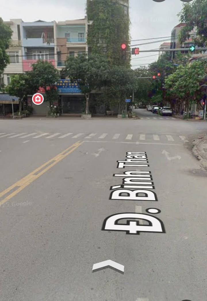 Nhà 3 tầng tại Bình Than, Đại Phúc 76.5m² giá 16 tỷ - Kinh doanh sầm uất!