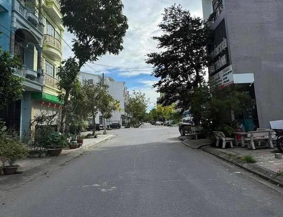 Đất lô góc mặt đường Phan Huy Chú, Bắc Ninh 91m² - Vị trí đắc địa, giá tốt!