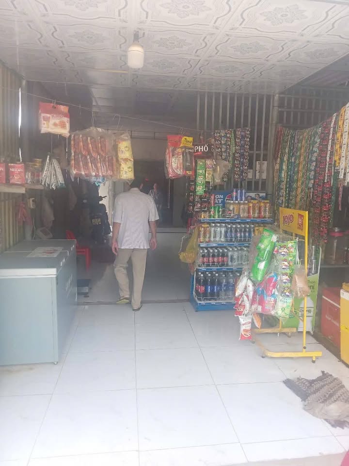 Nhà bán gấp tại Hòa Long, Bà Rịa 390m² giá 1.55 tỷ - Kinh doanh thuận lợi!