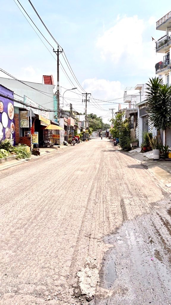 Nhà cấp 4 Hẻm ô tô Lê Văn Khương, Hiệp Thành, 112m² - Giá nhỉnh 5 tỷ, thương lượng!