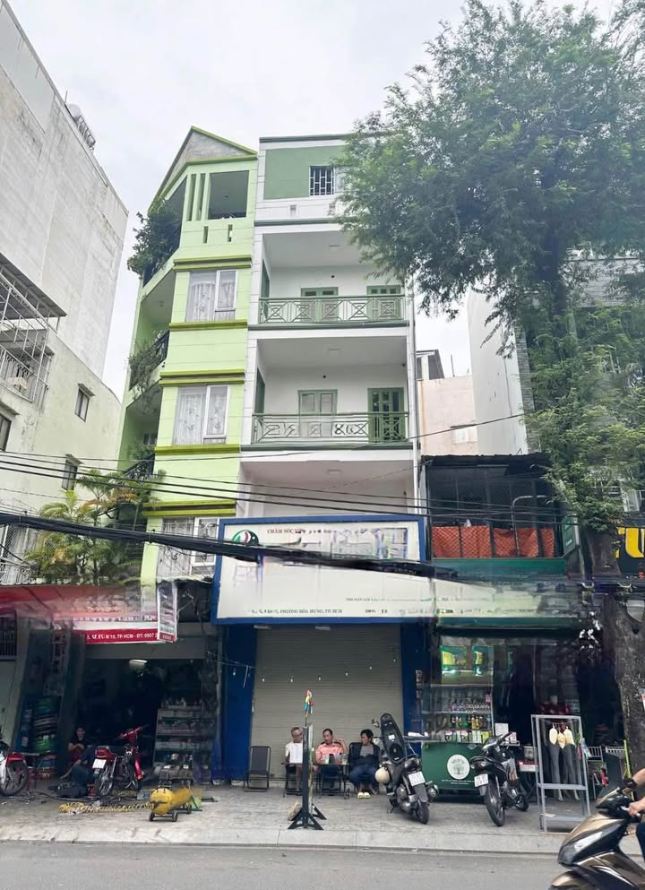 Nhà mặt tiền Trường Sơn 45m² quận 10 - Kinh doanh tự do, giá thỏa thuận!