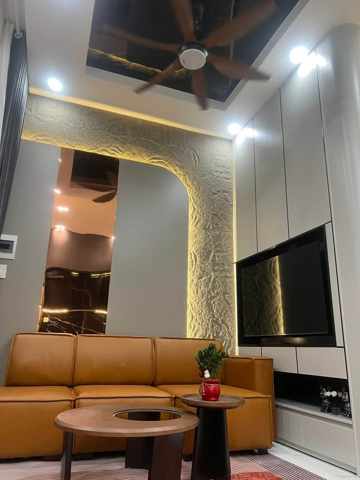 Nhà 3 tầng Dũng Sĩ, Thanh Khê 50m² giá 4.95 tỷ - Phù hợp gia đình trẻ!