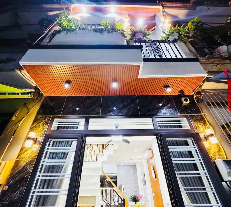 Nhà riêng hẻm ô tô 5m Phan Huy Ích, Tân Bình 28m² giá chỉ 4.95 tỷ - Sẵn sàng vào ở!