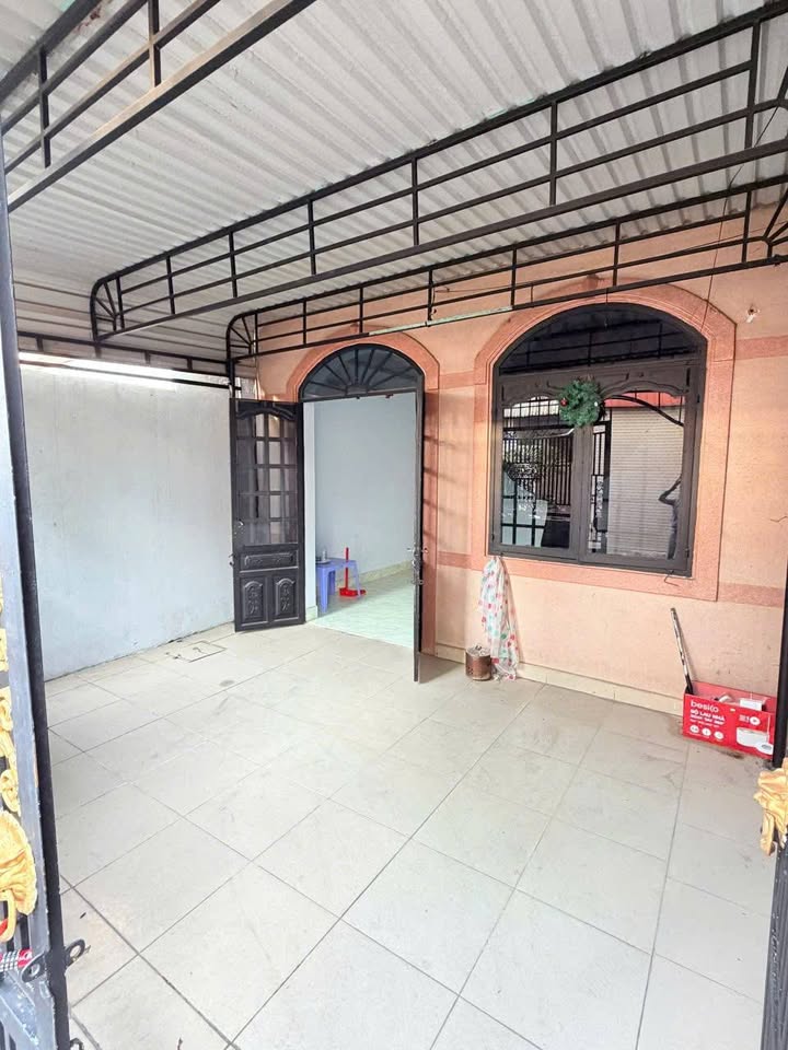 Nhà phố Tân Hiệp Biên Hòa 75m² giá 2.8 tỷ - Sổ riêng thổ cư, gần chợ