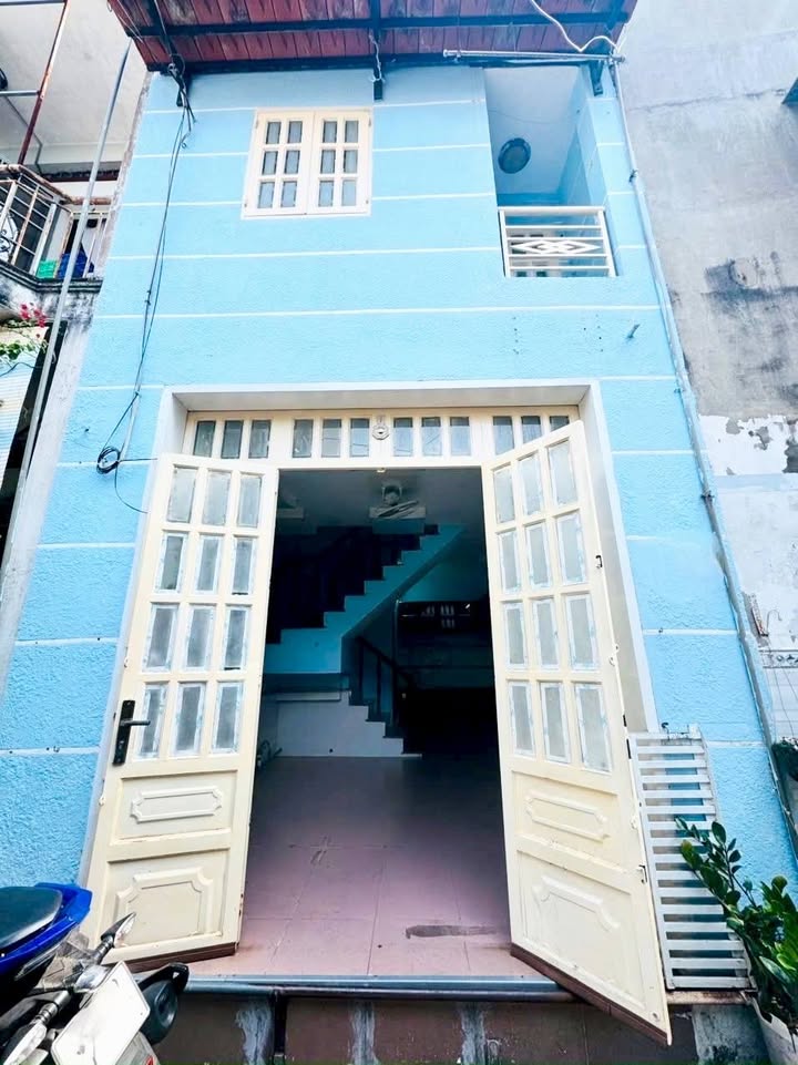 Nhà riêng Gò Vấp 22m² giá 3 tỷ - Ô tô tới cửa, thuận tiện di chuyển!